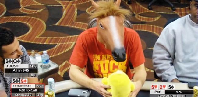 Joueur de poker StickyRice tete de cheval