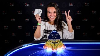 Caroline Pillet, joueuse de poker