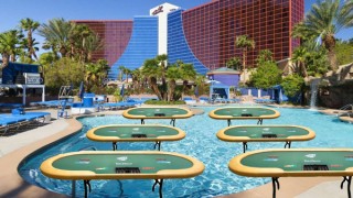 Tables de poker piscine Rio