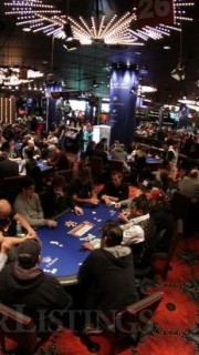 Une salle de poker live