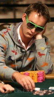 Un joueur de poker
