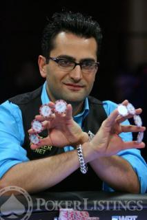 Antonio Esfandiari