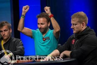 Negreanu leve les bras