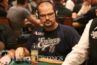 Matt Stout joueur de poker genereux