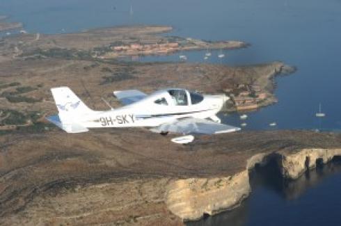 Vol libre en avion a Malte
