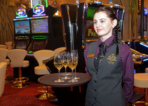 Serveuse au casino Sotchi