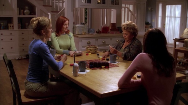 Les Desperate Housewives jouent au poker