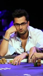 Antonio Esfandiari