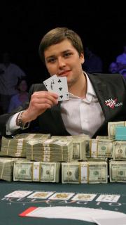 Yevgeniy Timoshenko vainqueur d'un grand tournoi