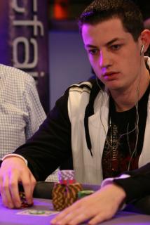 Tom Dwan s'y connaît en overbet