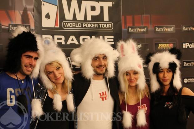 Joueurs de poker chapeau lapin