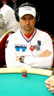 Daniel Negreanu champion de la poker face