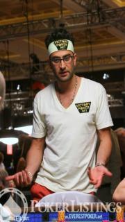 Esfandiari connaît les fondamentaux de l'Omaha poker