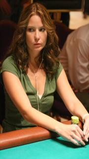 Erica Schoenberg l'air secrète à la table de poker